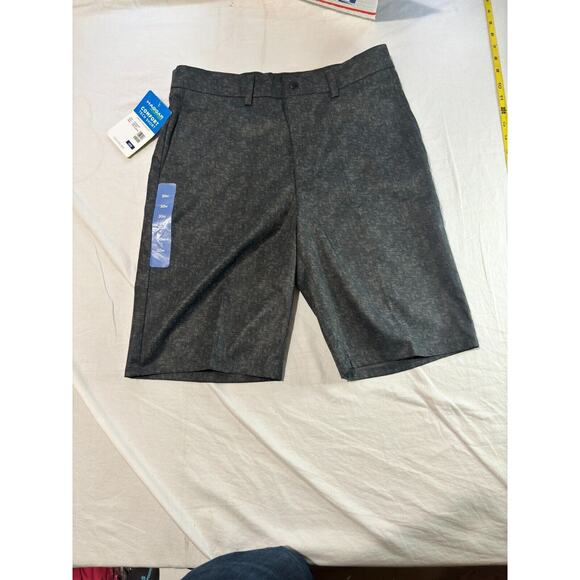 Haggar Comfort In Motion Tech Shorts Mens Size 30w 9.5” Inseam Gray NWT - Picture 7 of 8